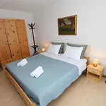 Apartments Knezovic