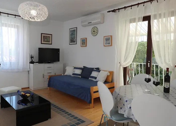 Apartments Knezovic