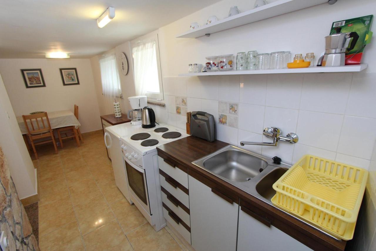 Apartment Knezovic *