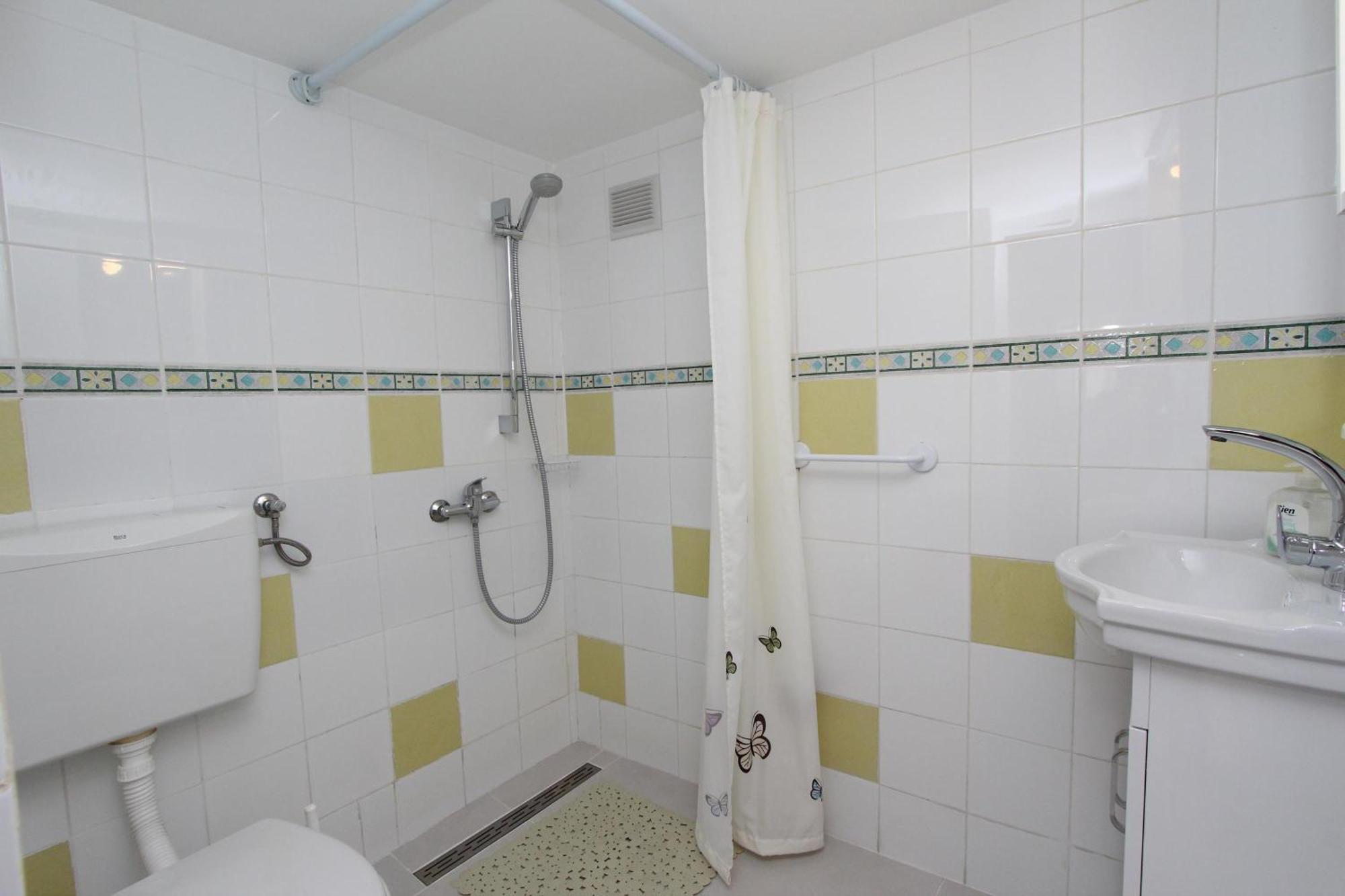 Knezovic Apartment